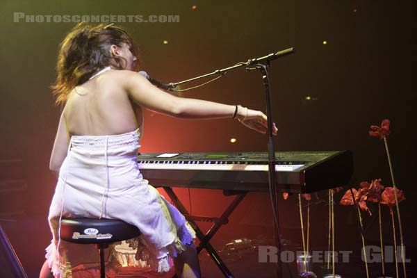 ANAIS KAEL - 2005-10-01 - PARIS - Zenith - 